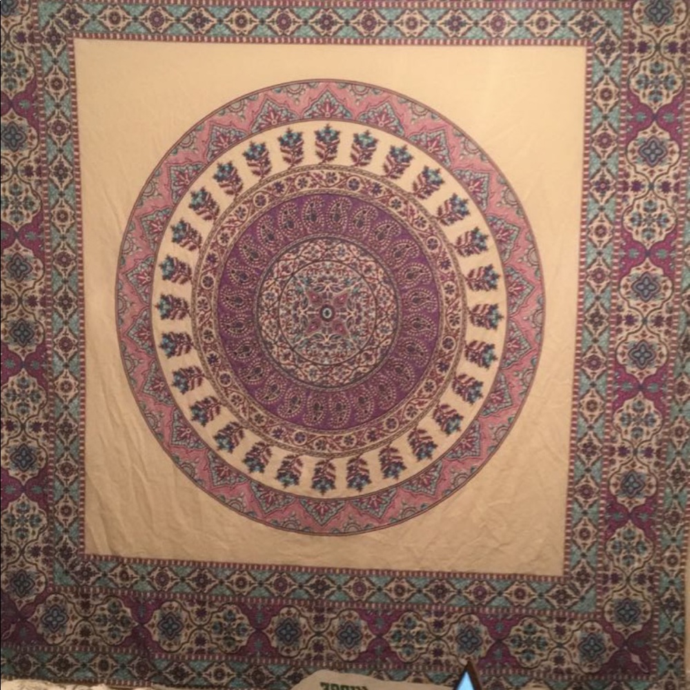 URBAN OUTFITTERS TAPESTRY